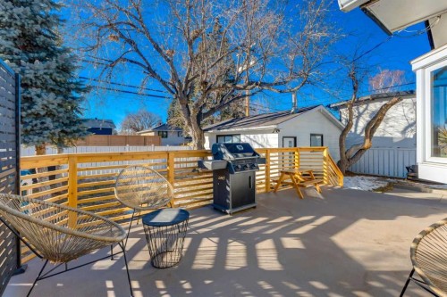 2539 Chicoutimi Drive Nw, Calgary, AB - Outdoor