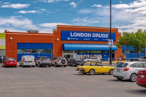 2539 Chicoutimi Drive Nw, Calgary, AB - Outdoor