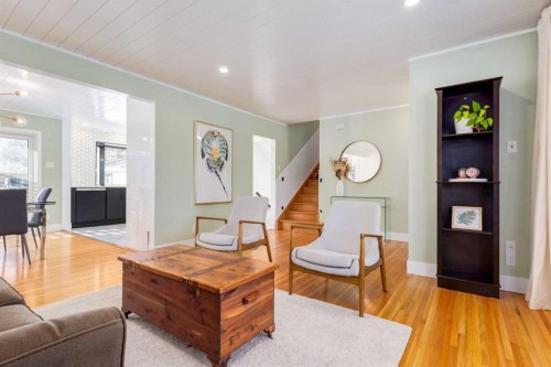 2539 Chicoutimi Drive Nw, Calgary, AB - Indoor