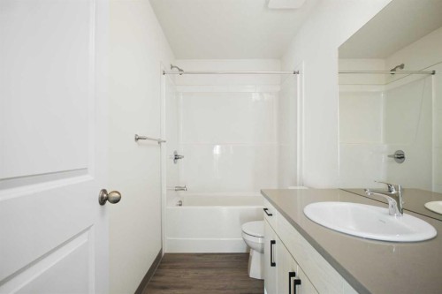 1301-24 Rivercrest Drive, Cochrane, AB - Indoor Photo Showing Bathroom