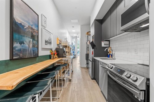 4535 Bowness Road Nw, Calgary, AB 