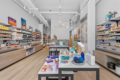 4535 Bowness Road Nw, Calgary, AB 