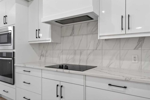 314 Evanston Drive Nw, Calgary, AB - Indoor Photo Showing Kitchen With Upgraded Kitchen