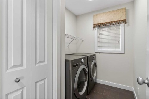 314 Evanston Drive Nw, Calgary, AB - Indoor Photo Showing Laundry Room