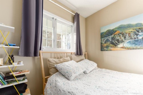 1912 8 Avenue Se, Calgary, AB - Indoor Photo Showing Bedroom