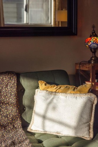 1912 8 Avenue Se, Calgary, AB - Indoor Photo Showing Bedroom