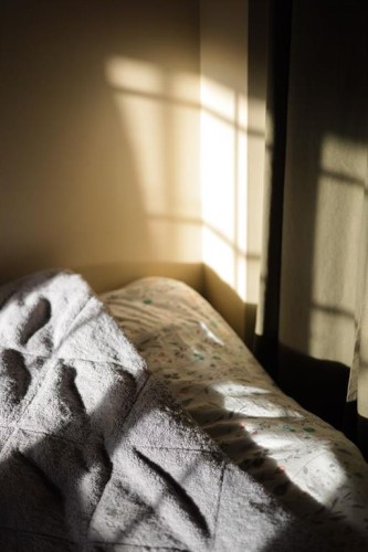 1912 8 Avenue Se, Calgary, AB - Indoor Photo Showing Bedroom