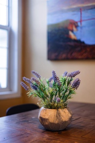 1912 8 Avenue Se, Calgary, AB - Indoor