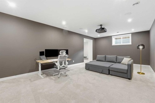 65 Rowmont Link Nw, Calgary, AB - Indoor