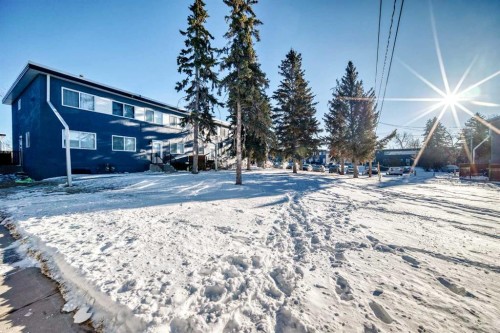 146-2211 19 Street Ne, Calgary, AB - Outdoor