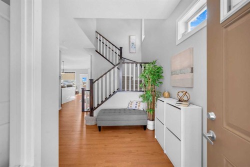 660 Reynolds Crescent Sw, Airdrie, AB - Indoor Photo Showing Other Room