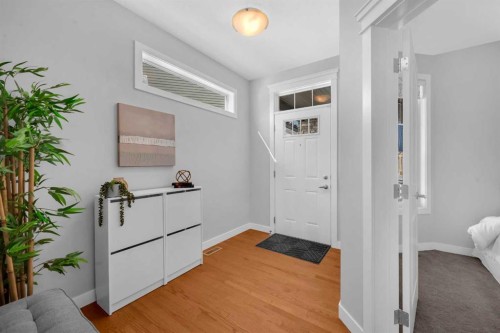 660 Reynolds Crescent Sw, Airdrie, AB - Indoor