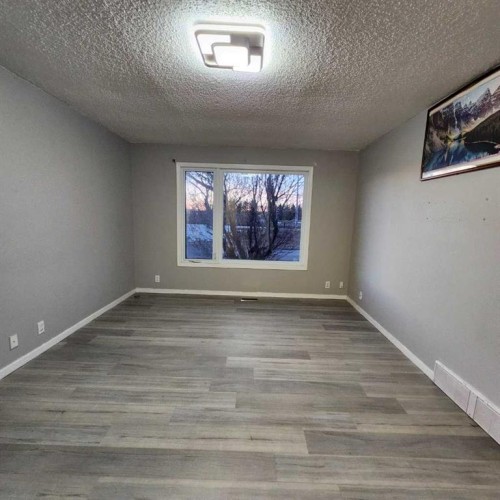 176 Whitworth  Way Ne, Calgary, AB - Indoor Photo Showing Other Room