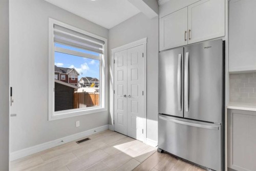 41 Sunrise Heights, Cochrane, AB - Indoor