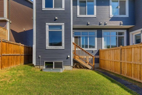 41 Sunrise Heights, Cochrane, AB - Outdoor