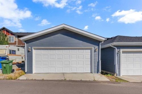 41 Sunrise Heights, Cochrane, AB - Outdoor