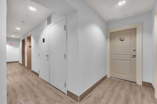 1205-55 Spruce Place Sw, Calgary, AB - Indoor Photo Showing Other Room
