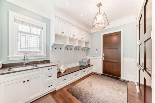 67 Rosery Drive Nw, Calgary, AB - Indoor