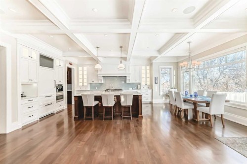 67 Rosery Drive Nw, Calgary, AB - Indoor Photo Showing Dining Room