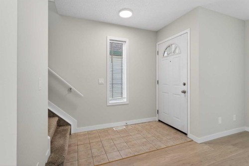 186 Harvest Rose Circle Ne, Calgary, AB - Indoor Photo Showing Other Room