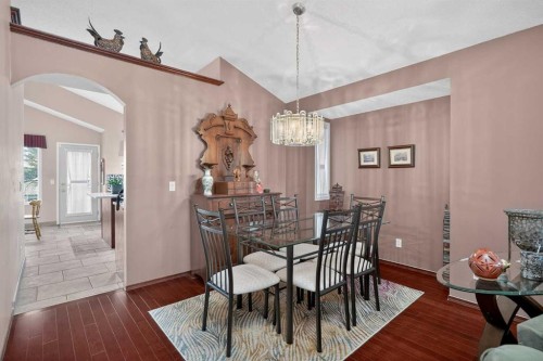 150 Somerset Close Sw, Calgary, AB - Indoor Photo Showing Dining Room