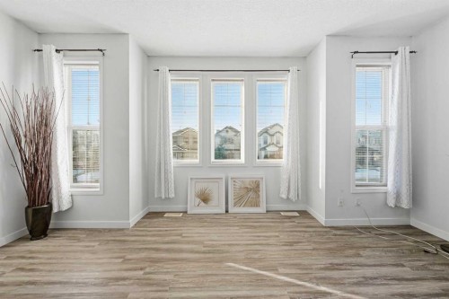 58 Bridlecrest Road Sw, Calgary, AB - Indoor Photo Showing Other Room