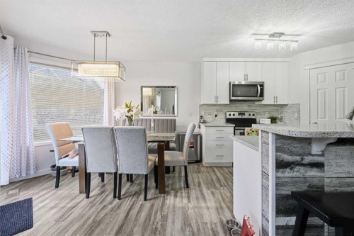 58 Bridlecrest Road Sw, Calgary, AB - Indoor