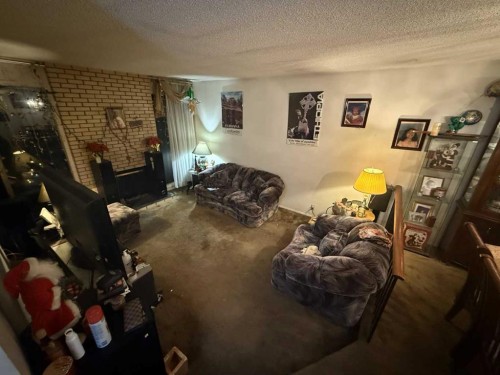 24 Bermuda Road Nw, Calgary, AB - Indoor