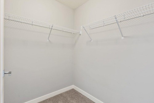 4 Evanscrest Gardens Nw, Calgary, AB - Indoor With Storage