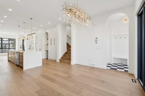 159 Lake Sylvan Close Se, Calgary, AB - Indoor