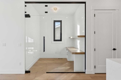 159 Lake Sylvan Close Se, Calgary, AB - Indoor Photo Showing Other Room