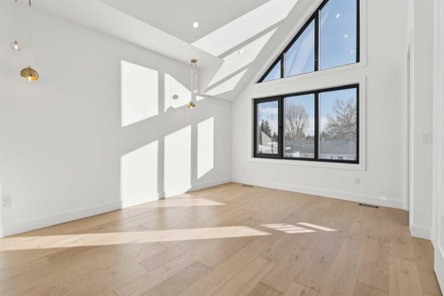 159 Lake Sylvan Close Se, Calgary, AB - Indoor Photo Showing Other Room