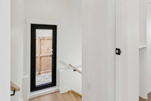 159 Lake Sylvan Close Se, Calgary, AB - Indoor Photo Showing Other Room