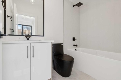 159 Lake Sylvan Close Se, Calgary, AB - Indoor Photo Showing Other Room