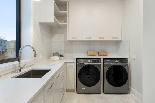 #B-4120 1A Street Sw, Calgary, AB - Indoor Photo Showing Laundry Room
