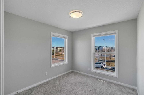 87 Masters Square Se, Calgary, AB - Indoor Photo Showing Other Room