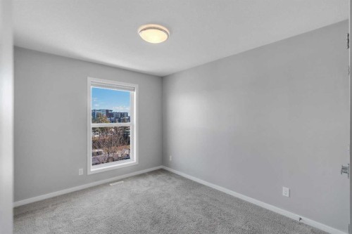 87 Masters Square Se, Calgary, AB - Indoor Photo Showing Other Room