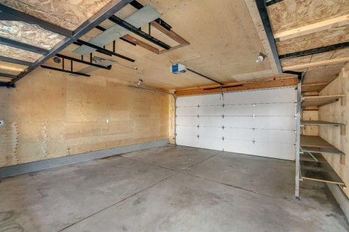 87 Masters Square Se, Calgary, AB - Indoor Photo Showing Garage