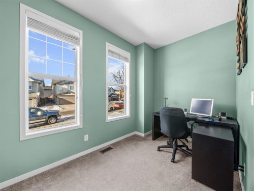 73 Cranberry Avenue Se, Calgary, AB - Indoor Photo Showing Office