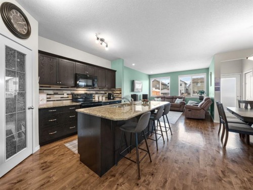 73 Cranberry Avenue Se, Calgary, AB - Indoor