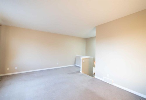 306 Rockyspring Circle Nw, Calgary, AB - Indoor Photo Showing Other Room