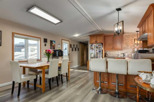 129-181043 Highway 550, Bassano, AB - Indoor