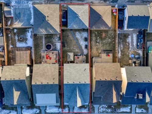 33 Amery Green, Crossfield, AB - Outdoor