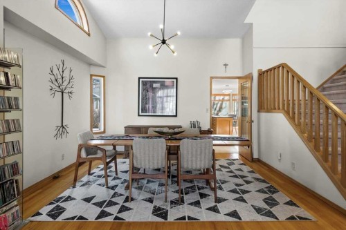 332 Hawkstone Close Nw, Calgary, AB - Indoor Photo Showing Dining Room
