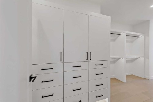 5020 21A Street Sw, Calgary, AB - Indoor