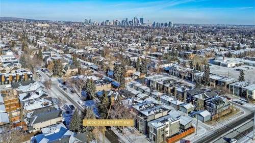 5020 21A Street Sw, Calgary, AB - Outdoor With View