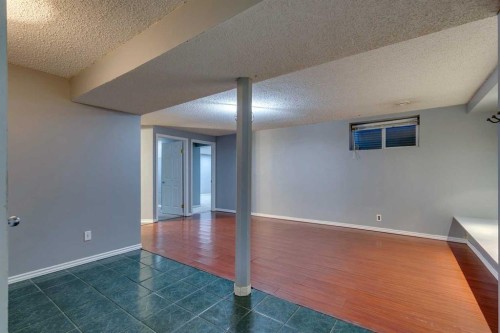 100 Allandale Close Se, Calgary, AB - Indoor Photo Showing Other Room