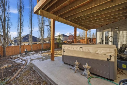 54 Rockbluff Close Nw, Calgary, AB - Outdoor With Deck Patio Veranda