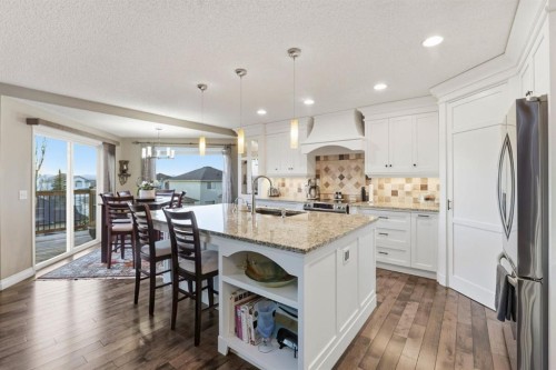 54 Rockbluff Close Nw, Calgary, AB - Indoor