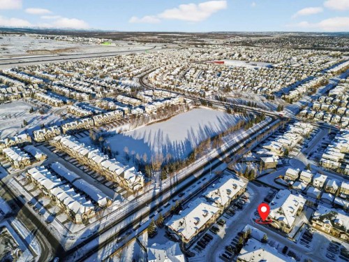 105-23 Everridge Square Sw, Calgary, AB - Outdoor With View